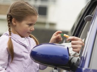 Соцмережі та ЗМІ "гудять" про спробу викрадення у Хусті школярки