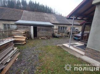 У закарпатському селищі 21-річний хлопець обікрав пенсіонера