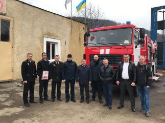 Автопарк перечинських рятувальників поповнився новим пожежним автомобілем