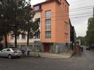 У Мукачеві триває ремонт поліклініки