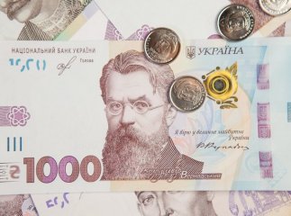 Посадовець незаконно донарахував майже 400 тис грн зарплати за себе і непрацюючих працівників