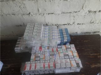 На кордоні з Угорщиною прикордонники знайшли у двох автомобілях контрабандні цигарки