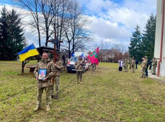У Тячівському районі провели в останню путь полеглого воїна