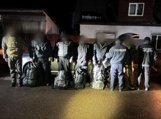 На Закарпатті впіймали переправника-гастролера з квартетом «клієнтів»