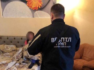 Секс за 100 доларів: поліція викрила сутенерку і повію