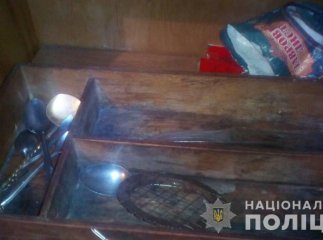 На Перечинщині жінка встромила ножа в спину чоловікові