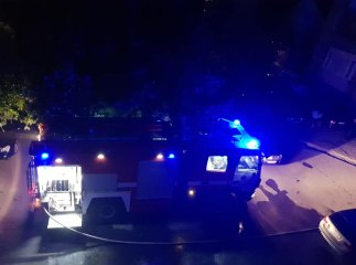 Під ранок в Ужгороді згорів "Мерседес"