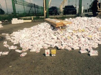 Держприкордонслужба підтвердила виявлення великої партії контрабандних цигарок на Закарпатті