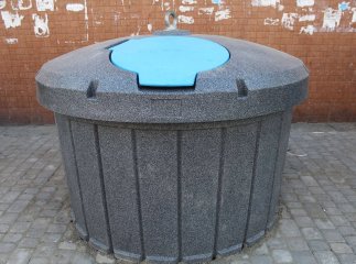 Мукачівські комунальники облаштовують ще чотири підземні майданчики для сміття