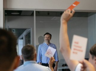 Святослава Вакарчука позбавили депутатських повноважень