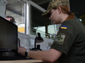 Надав прикордонникам пенсійне посвідчення: що трапилось на КПП «Лужанка» Надав прикордонникам пенсійне посвідчення: що трапилось на КПП «Лужанка»