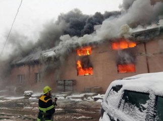 Пожежа в торговому центрі: рятувальники оприлюднили відео