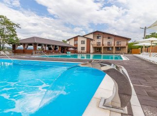 Солотвино – ціни 2023 на відпочинок та проживання Бази відпочинку Солотвино – ціни 2023 року на озеро, басейни та проживання