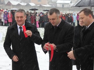 На Міжгірщині відкрили спортивні майданчики вартістю понад 9 мільйонів гривень (ФОТО)