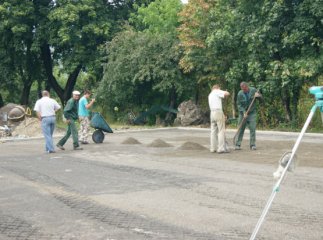 Перший в області багатофункціональний спортмайданчик будують у Виноградівській ЗОШ №4