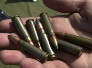 Ужгородець розгулюва по місту з набоями в кишені