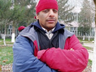 Собаче життя Стьопи-ніґера або як собака врятувала життя виноградівському безхатьку