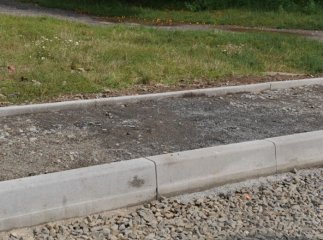 В Ужгороді міськрада грозиться не заплатити генпідряднику за неякісний ремонт внутрішньоквартальної території
