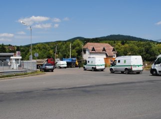 У бік Лавок їхали інкасаторні машини