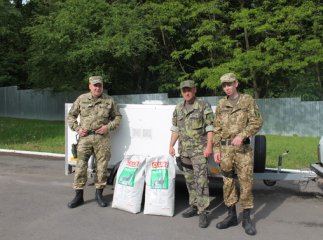 Троє закарпатських кінологів разом зі своїми вихованцями відправились у зону АТО