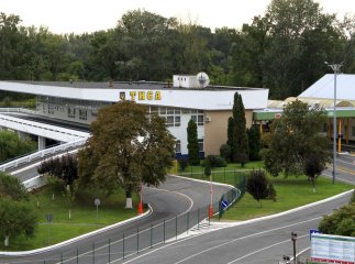 Закарпатська митниця пояснила причину утворення величезних черг на КПП "Тиса"