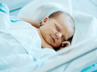 Допомогу при народженні дитини виплачуватимуть по-новому