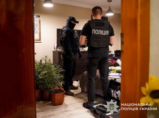 Поліцейські показали, як затримували наркоторговця