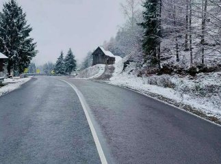 Гірські перевали всю ніч розчищали від снігу