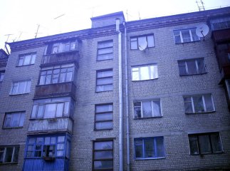 Ужгородку з неповнолітньою дитиною хочуть виселити з гуртожитку