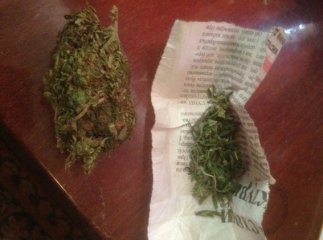 Затримано чоловіка, який, перебуваючи під домашнім арештом, умудрявся ще й продавати наркотики