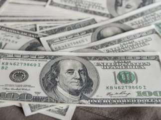 Які долари не приймають в обмінниках та що робити, якщо вдома маєте «білі» 100 доларів