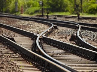 На Закарпатті під колесами потяга загинув 72-річний чоловік: подробиці трагедії