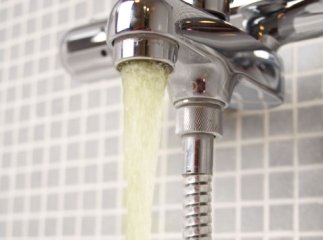 У Батьові вода з запахом і смаком по 14 гривень