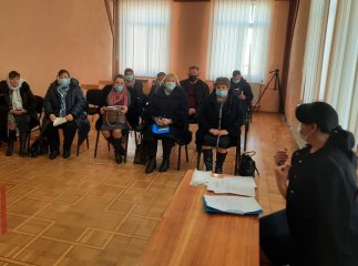 Ще дві закарпатські школи хочуть перевести на дистанційне навчання