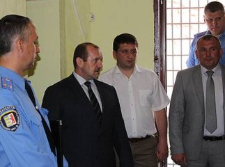 Сергій Шаранич перевірив умови життя в ізоляторі тимчасового тримання Ужгородського міськвідділу міліції