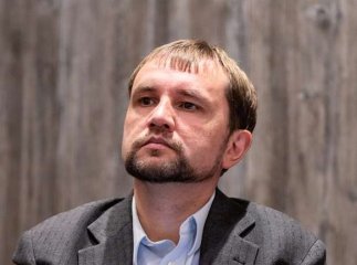 Уряд звільнив директора Українського інституту національної пам’яті Володимира В’ятровича