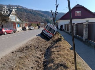 «Швидка» збила 6-річну дитину. Хлопчик у реанімації