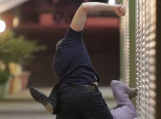 У Мукачеві компанія хлопців побила юнака та забрала від нього кілька тисяч гривень і пістолет