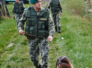 Прикордонники Чопського загону затримали чергову п’ятірку незаконних мігрантів