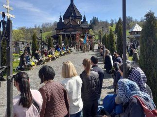 У гірському селі на Закарпатті попрощались із загиблим захисником