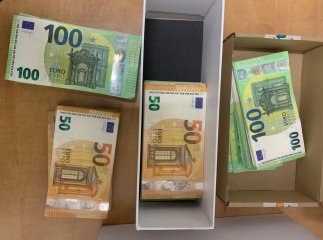 Закарпатські митники виявили у чеха валютні цінності на майже мільйон гривень