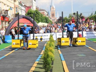 На телеканалі "24" показали етап Кубку світу зі стронгмену, який проходив у Мукачеві
