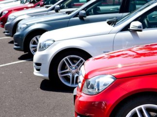 Ввізне мито на автомобілі скасують: на скільки реально подешевшають автівки