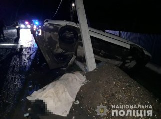 Загинув 22-річний хлопець, а дівчата віком 17 та 18 років – у лікарні
