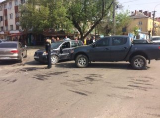 Потрійна ДТП в обласному центрі: зіткнулись "Mitsubishi", "Ford" та "Skoda"