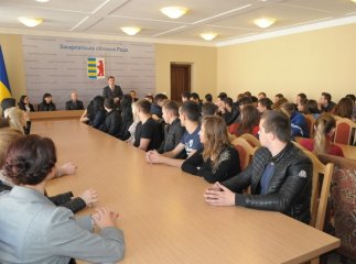 Місцева демократія передбачає активну участь громадськості у вирішенні проблем територіальних громад