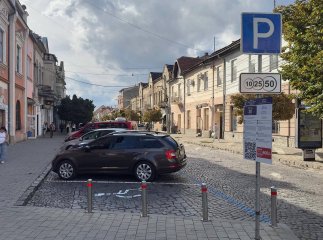 Платне паркування введено на ще одному майданчику в Мукачеві