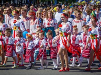 Закарпатцям пропонують долучитися до  «вишиваного флешмобу»