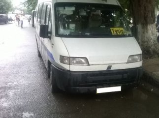 Влада Ужгорода вирішила ліквідувати стоянку нелегальних перевізників на проспекті Свободи