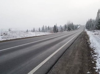 Проїзд через перевал для фур закритий. Сусіди попросили
